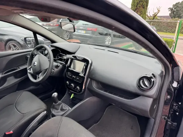 Renault Clio Sport Tourer 0.9 TCe Zen 15