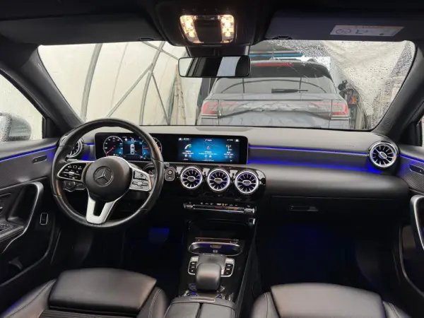 Mercedes-Benz A 180 Limousine d 7G-DCT Progressive 35