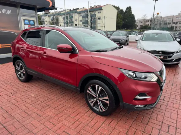 Nissan Qashqai 1.2 DIG-T N-Connecta 6