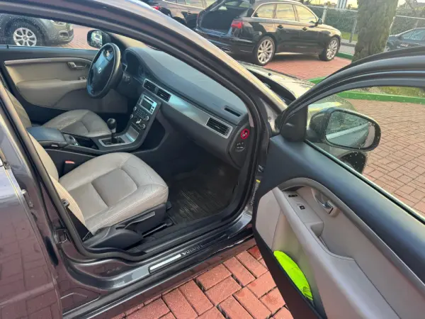 Volvo S80 2.0 D Momentum 19