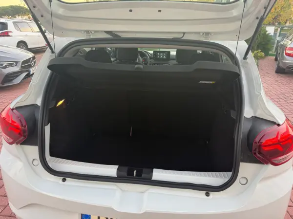 Dacia Sandero 1.0 TCe Comfort 9