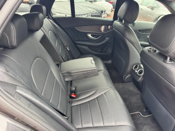 Mercedes-Benz C 220 d AMG Line 46