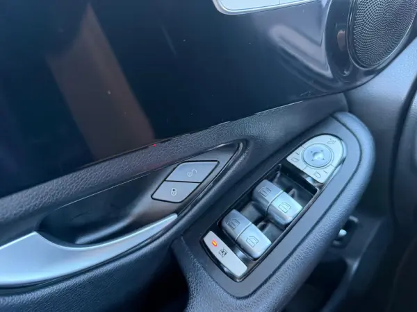 Mercedes-Benz GLC 300 de Coupe 4Matic 9G-TRONIC Exclusive 43