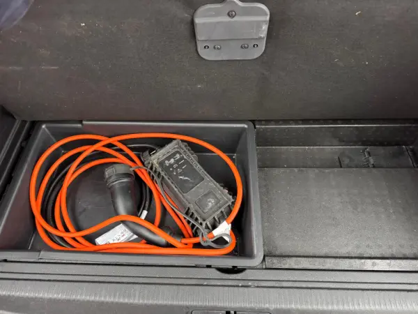 Peugeot 3008 1.6 Hybrid Allure Pack e-EAT8 11