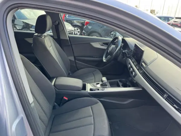 Audi A4 Avant 35 TDI S tronic 17