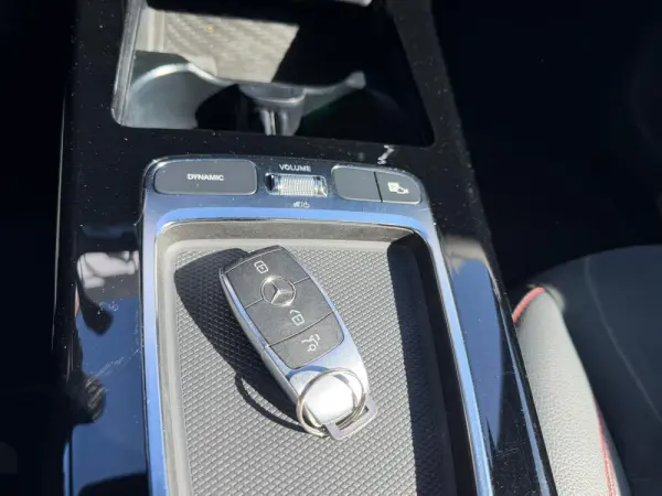 Mercedes-Benz CLA 180 d AMG Line Aut. 33