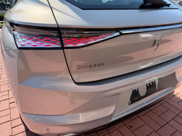 DS DS4 E-TENSE 225 OPERA 7