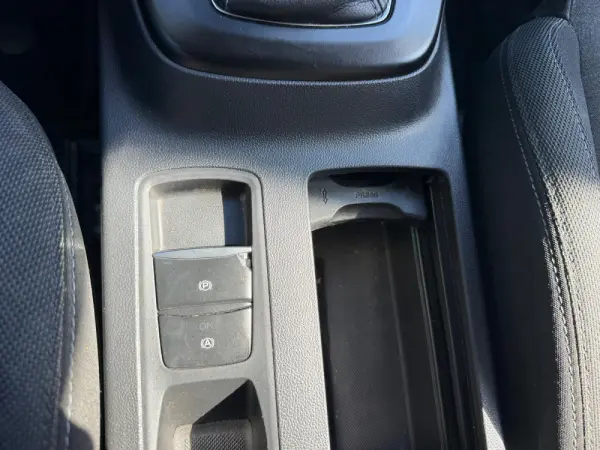 Ford Focus 1.0 EcoBoost Titanium 36