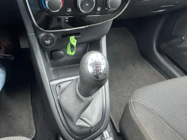 Renault Clio Sport Tourer 0.9 TCe Zen 22