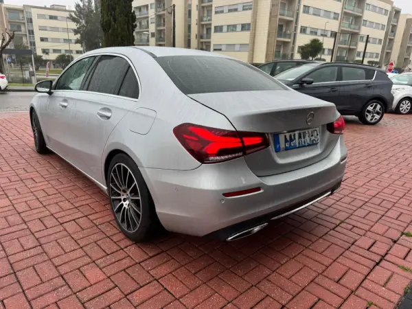 Mercedes-Benz A 180 Limousine d 7G-DCT Progressive 41