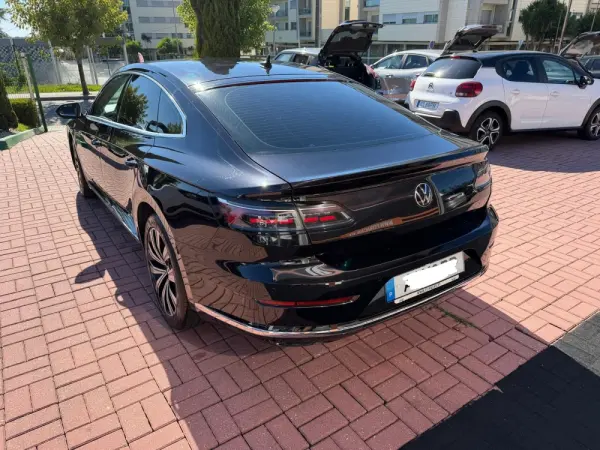 Volkswagen Arteon 2.0 TDI Elegance DSG 12