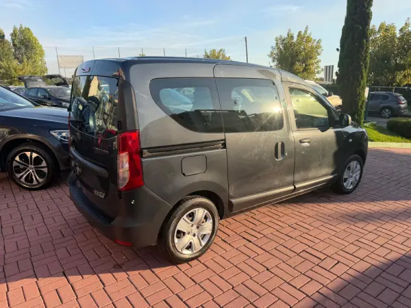 Dacia Dokker Blue dCi 95 Comfort 14