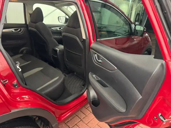 Nissan Qashqai 1.2 DIG-T N-Connecta 22