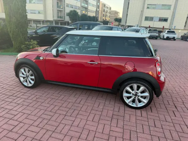 MINI 3 Portas Cooper D 33