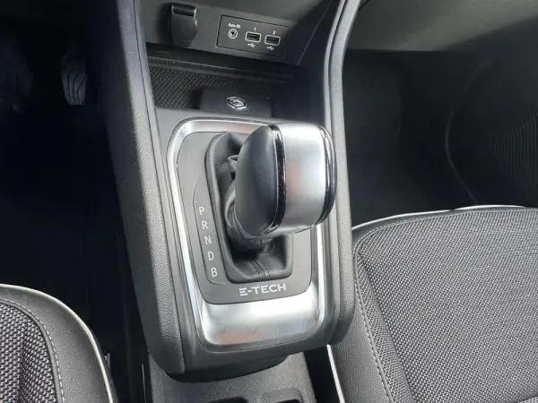 Renault Captur 1.6 E-Tech Plug-In Hybrid Techno 25