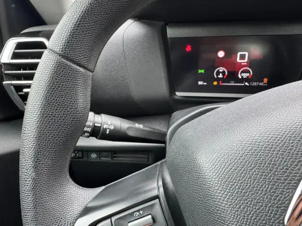 Citroën C4 1.5 BlueHDi Shine 28