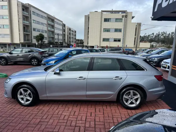 Audi A4 Avant 35 TDI S tronic 4