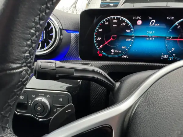 Mercedes-Benz A 180 Limousine d 7G-DCT Progressive 17