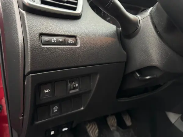 Nissan Qashqai 1.2 DIG-T N-Connecta 37