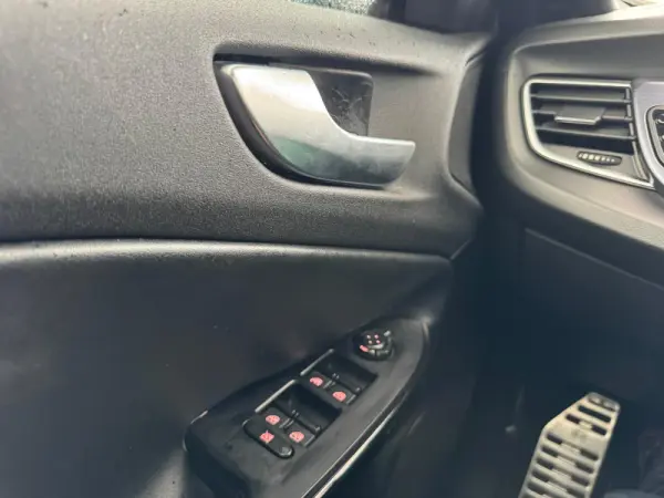 Alfa Romeo Giulietta 1.6 JTDM Exclusive 18