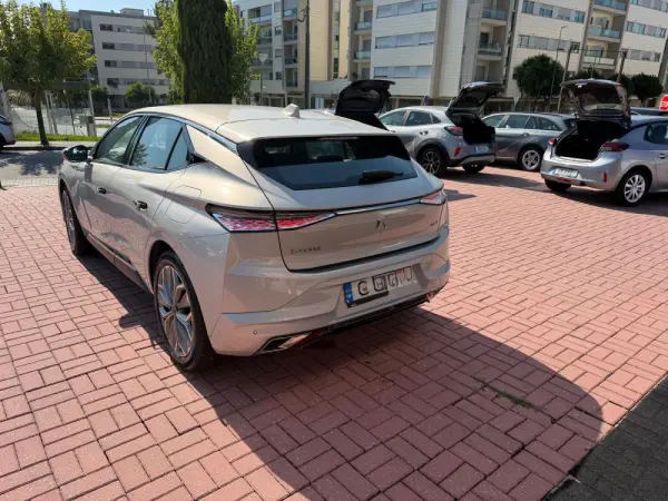 DS DS4 E-TENSE 225 OPERA 6