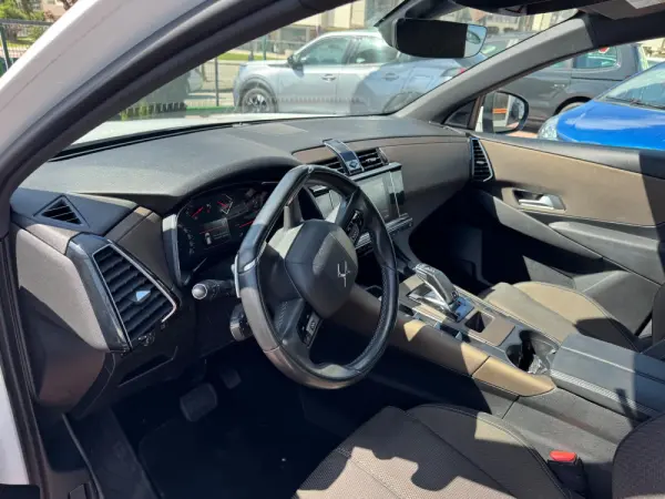 DS DS7 Crossback 1.5 BlueHDi Performance Line EAT8 20