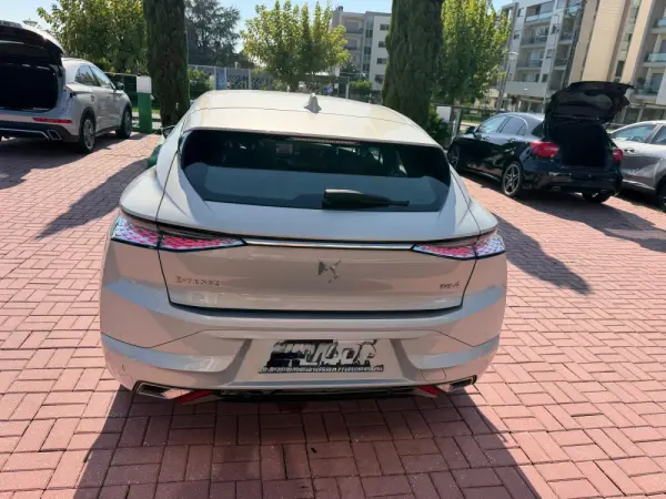 DS DS4 E-TENSE 225 OPERA 8
