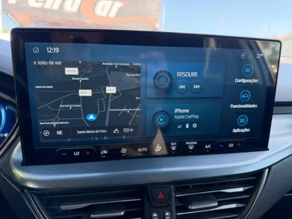 Ford Focus 1.0 EcoBoost Titanium 34