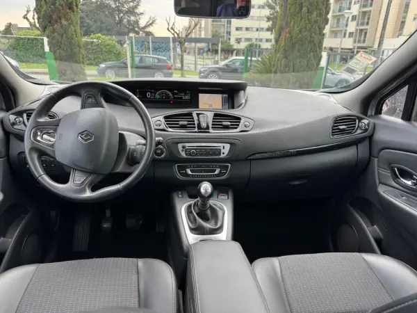 Renault Grand Scénic ENERGY dCi 110 LIMITED 10