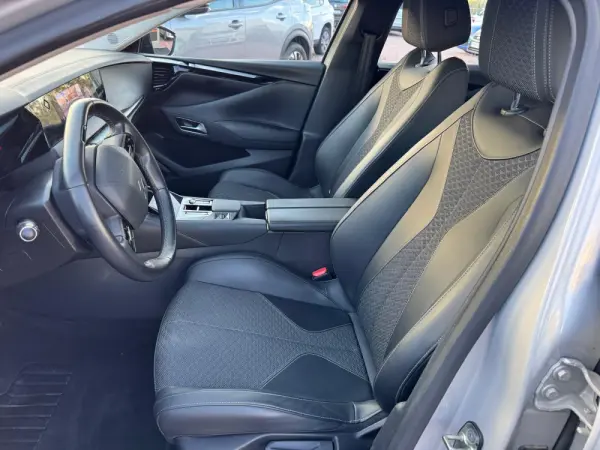 DS DS4 E-TENSE 225 OPERA 17