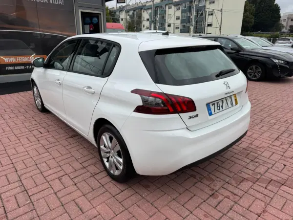 Peugeot 308 1.5 BlueHDi Active Pack 32