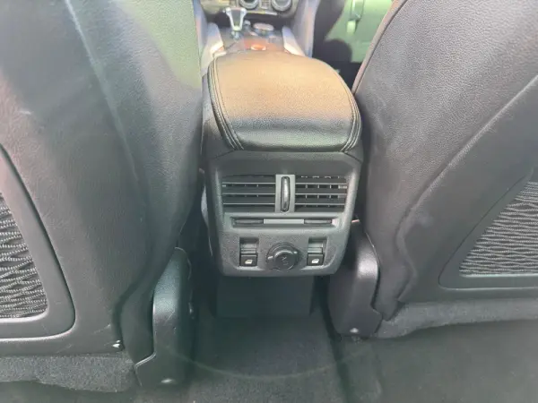 Citroën DS5 2.0 HDi Hy4 So Chic CMP6 102g 41