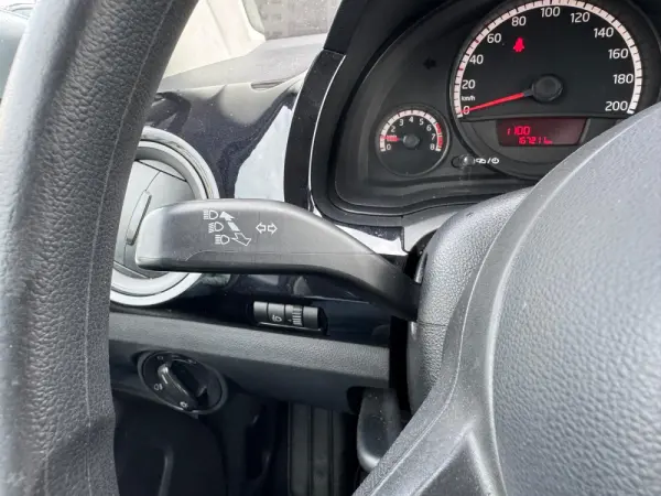 Volkswagen Up! 1.0 BlueMotion Move 22