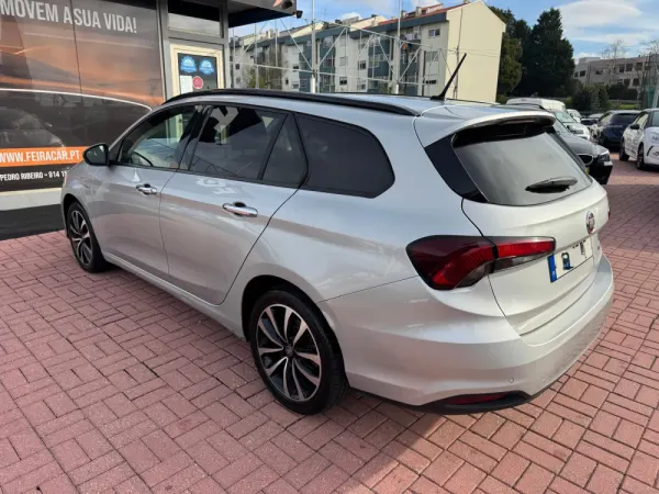 Fiat Tipo Station Wagon 1.3 M-Jet Lounge J17 33