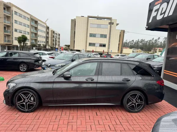 Mercedes-Benz C 220 d AMG Line 4
