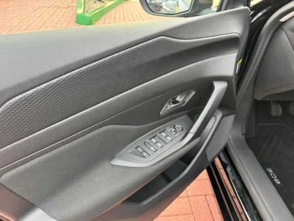 Peugeot 308 SW 1.2 PureTech Active Pack 9