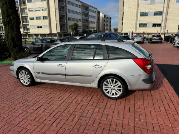 Renault Laguna Break 1.9 dCi Dynamique 31