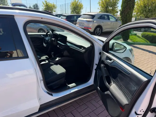Ford Focus 1.0 EcoBoost Titanium 22