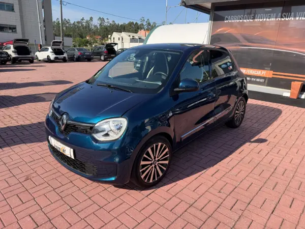 Renault Twingo Z.E. 22 Intens 23