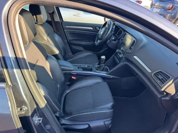 Renault Mégane Sport Tourer ENERGY TCe 130 BOSE EDITION 11