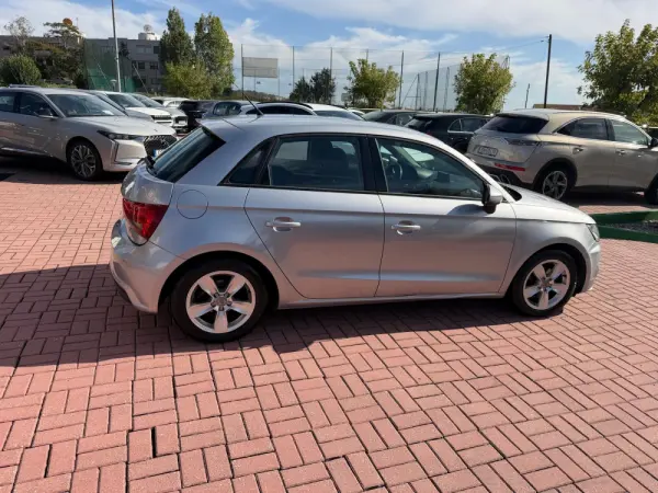 Audi A1 Sportback 1.4 TDI 15