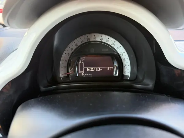 Renault Twingo Z.E. 22 Intens 35