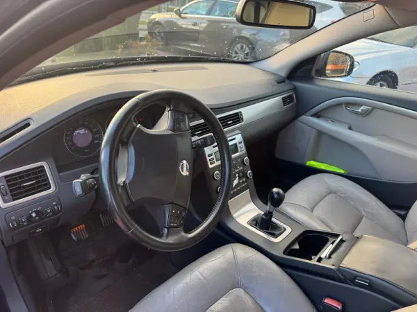Volvo S80 2.0 D Momentum 10