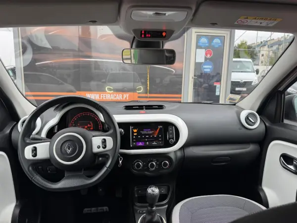 Renault Twingo 1.0 SCe Zen 31