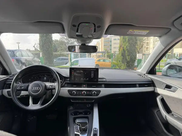 Audi A4 Avant 35 TDI S tronic 27