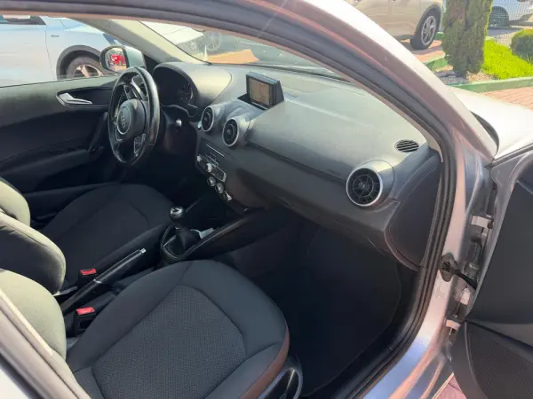 Audi A1 Sportback 1.4 TDI 19
