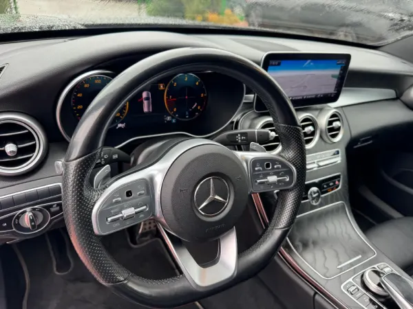 Mercedes-Benz C 220 d AMG Line 38