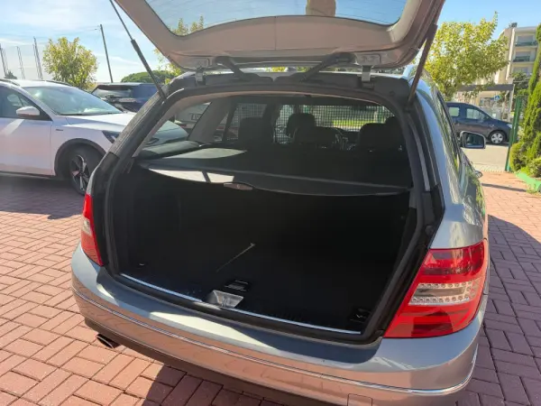Mercedes-Benz C 250 (BlueTEC) d 4Matic Station 7G-TRONIC Avantgarde 16