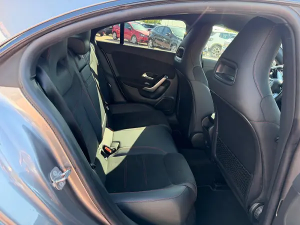 Mercedes-Benz CLA 180 d AMG Line Aut. 44