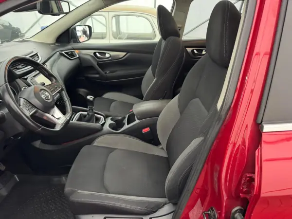 Nissan Qashqai 1.2 DIG-T N-Connecta 31